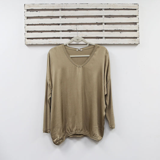 Silk blend top with cotton back and sleeves