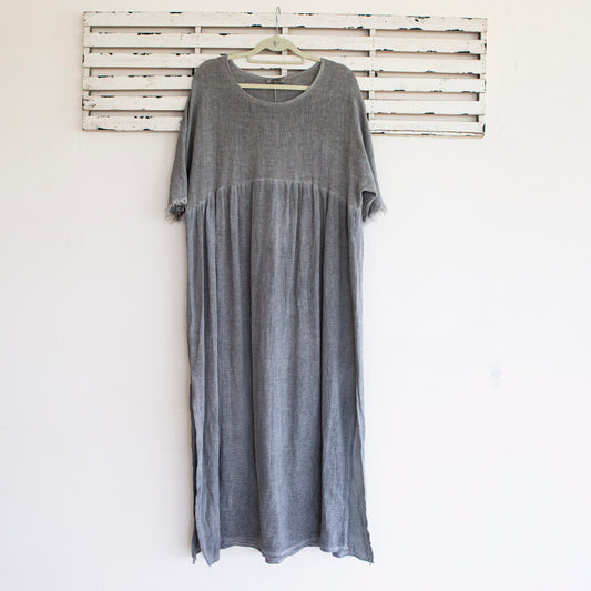 Grey woven linen long dress with round neck and frayed sleeves and slits