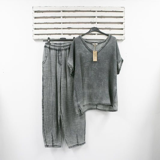 Charcoal elastic waist cotton pants with pockets